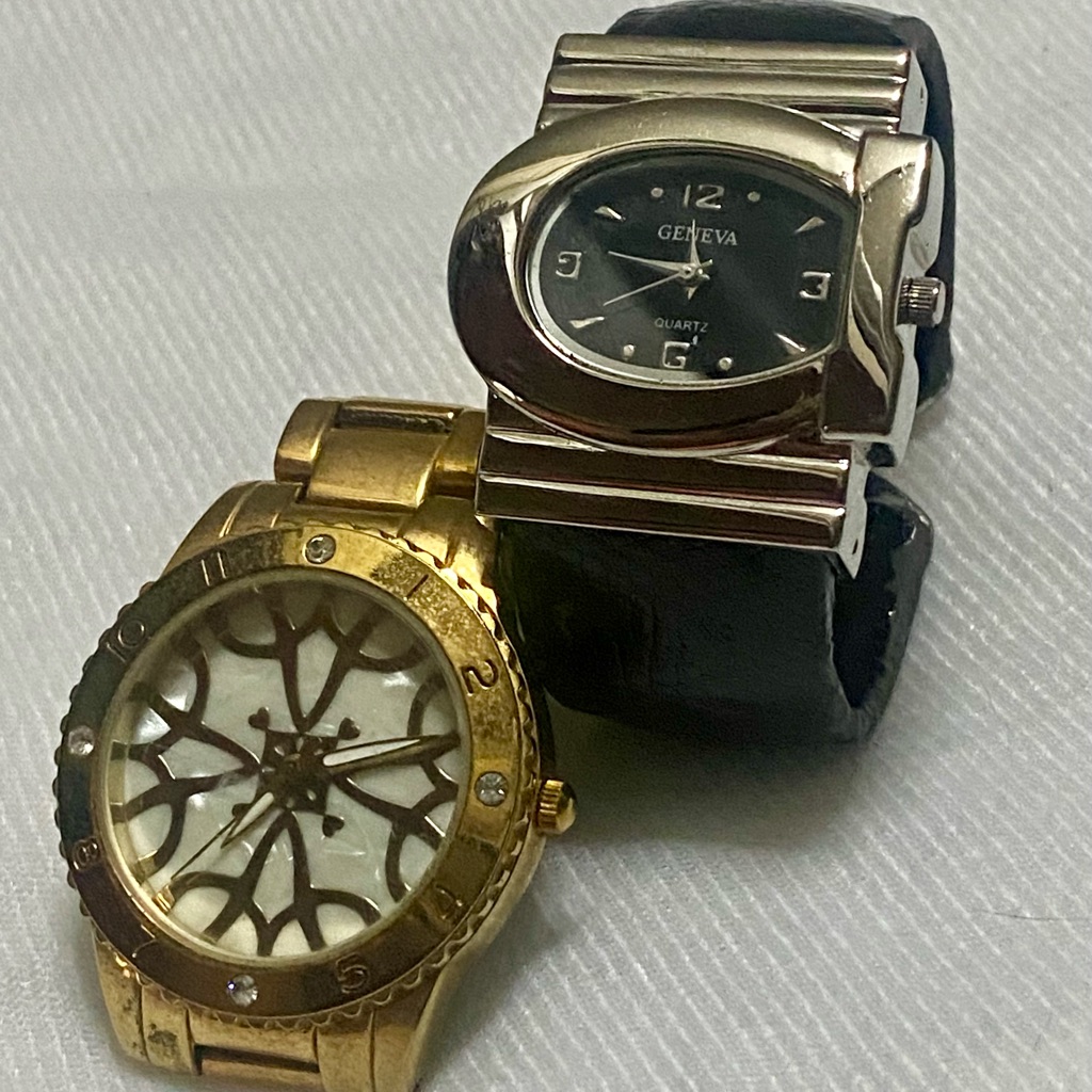 Geneva Gold And Silver Smartwatch Collection 20$